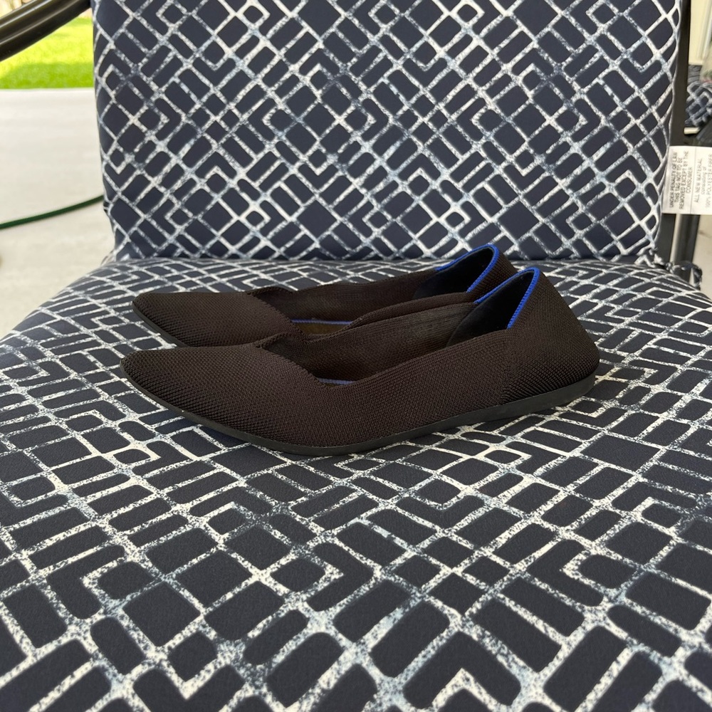 Rothy's The Point in Black. Point Size 6.5.